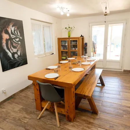 Chez Simon, Au Fil De L'eau ريفيل