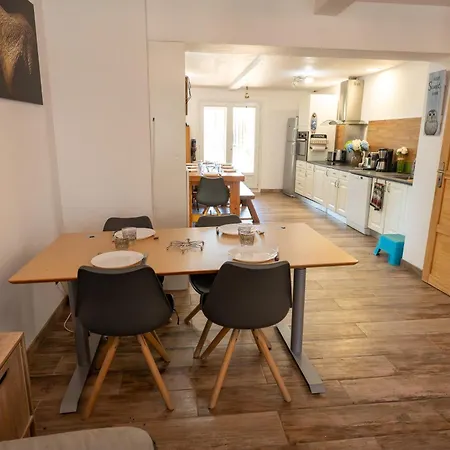 Chez Simon, Au Fil De L'eau *