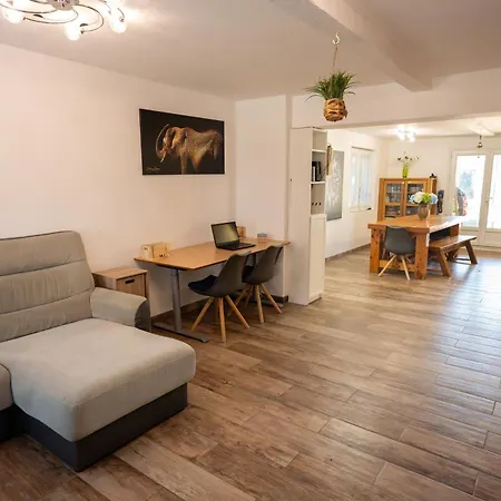 Feriehus Chez Simon, Au Fil De L'eau *