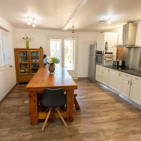 Chez Simon, Au Fil De L'eau